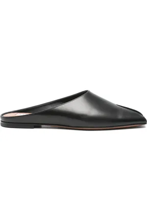 Alaïa Sandali Spike con suola piatta
