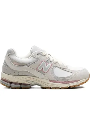 New Balance Sneakers 2002R