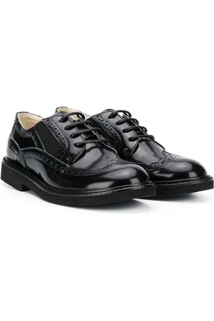 ANDREA MONTELPARE Brogues con punta smussata