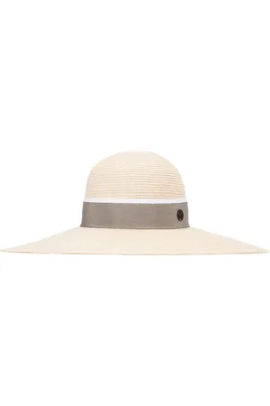 Le Mont St Michel Cappello Blanche