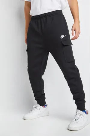 Nike Club Cargo Jogger male Pantaloni - Nero - Foot Locker