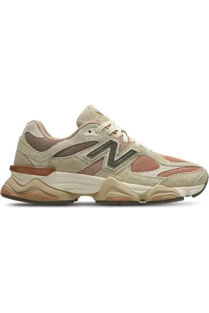 New Balance 9060 male Scarpe - - Scamosciato - Foot Locker