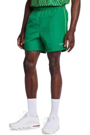 Nike Tuned male Pantaloncini - Verde - Poly Woven - Foot Locker