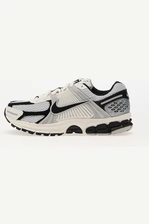 Nike Sneakers W Zoom Vomero 5 / EUR 35.5