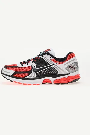 Nike Sneakers Zoom Vomero 5 Se / EUR 35.5