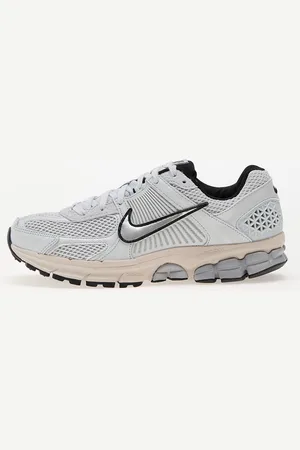 Nike Sneakers W Zoom Vomero 5 / EUR 36