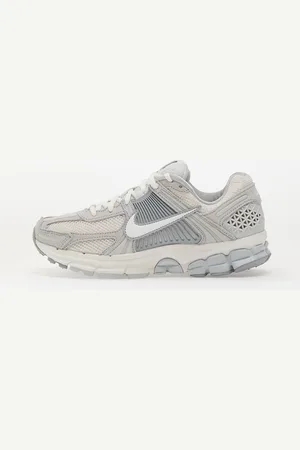 Nike Sneakers W Zoom Vomero 5 / EUR 36