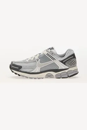 Nike Sneakers W Zoom Vomero 5 / EUR 35.5