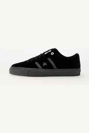 Converse Sneakers x UNDEFEATED One Star Academy Pro / / Egret EUR 36