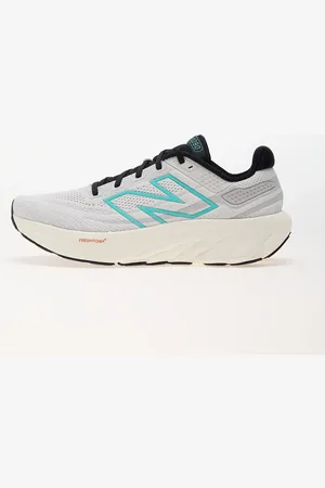 New Balance Sneakers 1080 V13 / EUR 42