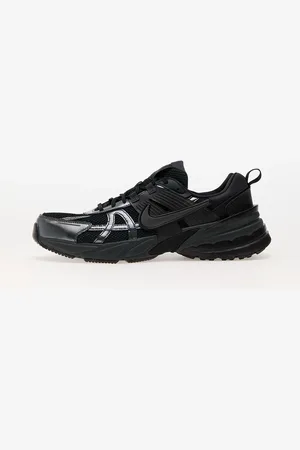 Nike Sneakers V2K Run / EUR 42