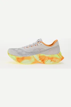Saucony Sneakers Endorphin Pro 4 / EUR 40