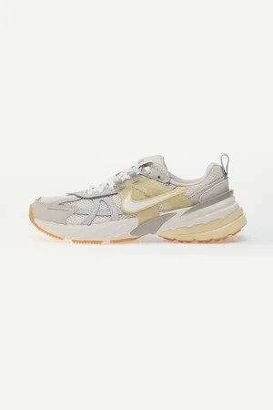 Nike Sneakers W V2K Run / EUR 36