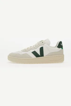 Veja Sneakers V-90 / EUR 41