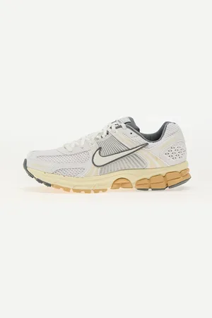 Nike Sneakers W Zoom Vomero 5 / -Pure Platinum EUR 36