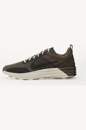 Nike Sneakers Lunar Roam / EUR 41