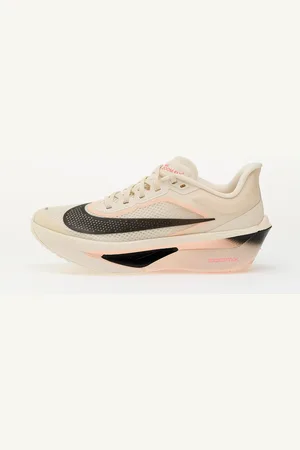 Nike Sneakers W Zoom Fly 6 / EUR 40