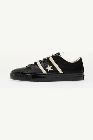 Converse Sneakers x Bobby Dekeyzer One Star Academy Pro / / EUR 39
