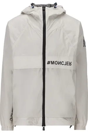 Giacche on sale moncler scontate