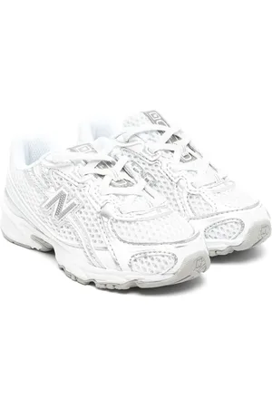 New Balance Sneakers 740