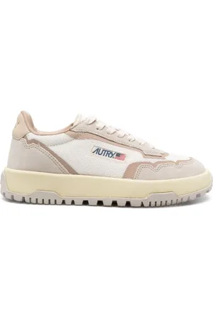 Autry Sneakers wild pace