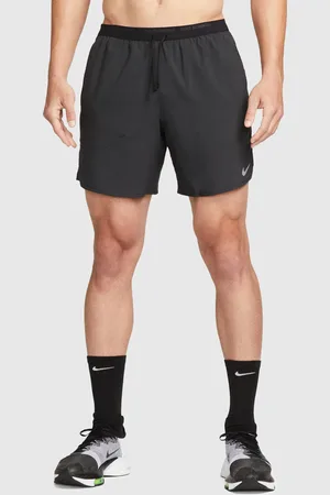 Nike Shorts da running 18 cm con slip foderati Dri-FIT Stride Uomo