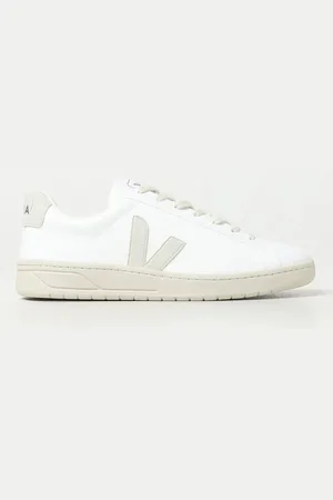 Veja Sneakers Urca in C. W.L.