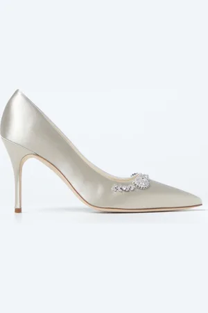 Manolo Blahnik Décolleté Lamic in raso con gioiello