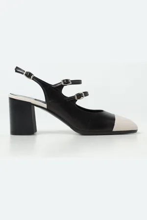 Carel Mary Jane Papaia in pelle