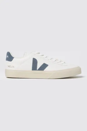 Veja Sneakers Campo Chromefree in pelle a grana