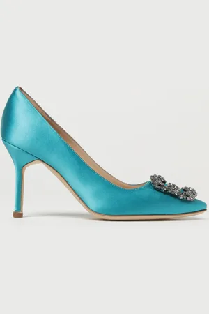 Manolo Blahnik Décolleté Hangisi in raso con fibbia gioiello
