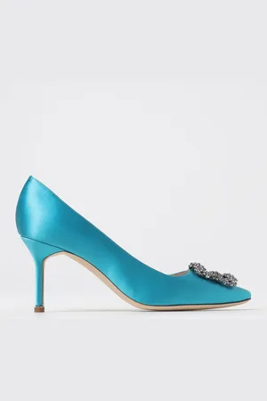 Manolo Blahnik Décolleté Hangisi in raso con fibbia gioiello