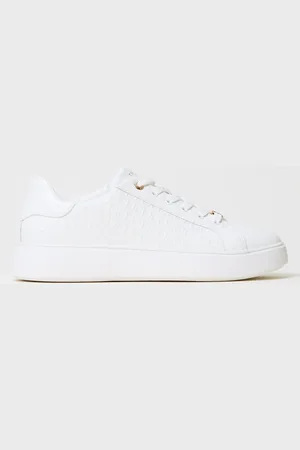 Twin-Set Sneakers in pelle con Oval T goffrato