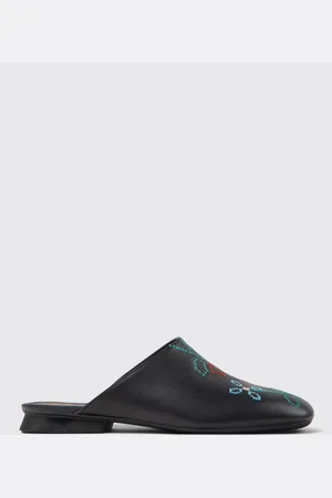 Camper Mules Twins in pelle con ricamo floreale
