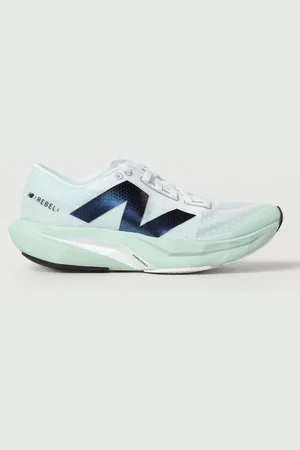 New Balance Sneakers FuelCell Rebel v4 in mesh