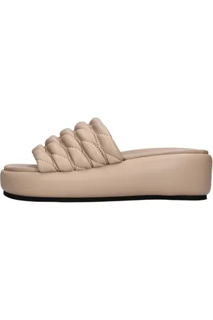 Strategia Mules in ecopelle