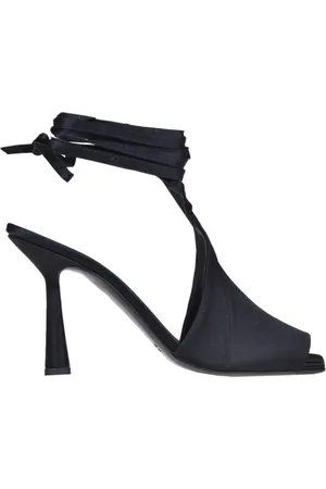 Aldo Sandali in raso
