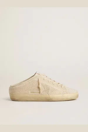 Golden Goose Super-star Sabot Donna In Canvas Beige Con Perline Ricamate E Stella In Suede Beige