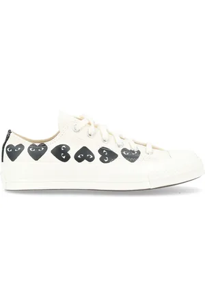 Comme des Garçons Sneaker bassa Comme des Garçons Play x Converse beige con cuori