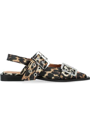 Ganni Ballerina Feminine Buckle in satin leopardato