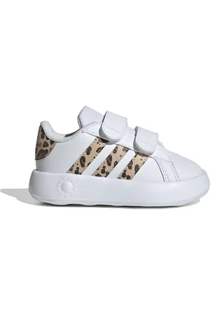 adidas Scarpe da basket per bambini Grand Court 2.0