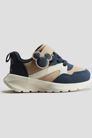 H&M Sneakers
