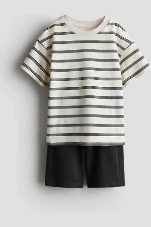 H&M Set 2 pezzi T-shirt e shorts