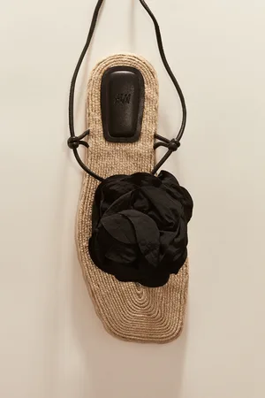 H&M Sandali tipo espadrillas con applicazione