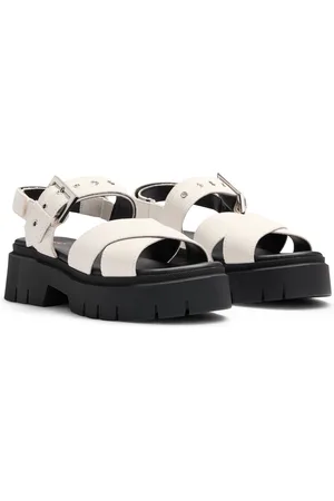HUGO BOSS Sandali in pelle scamosciata con cinturino con fibbia e suola chunky