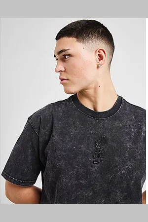 Nike Liverpool FC Premium Essentials T-Shirt