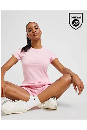 Nike Essential Sportswear Chill Knit T-Shirt