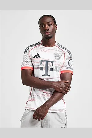adidas FC Bayern Munich 2025/26 Away Shirt
