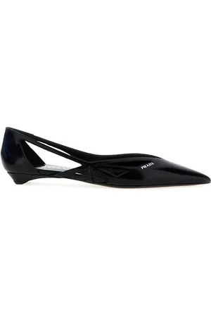 Prada Ballerina pelle cut out