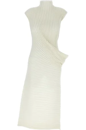 Issey Miyake Abito 